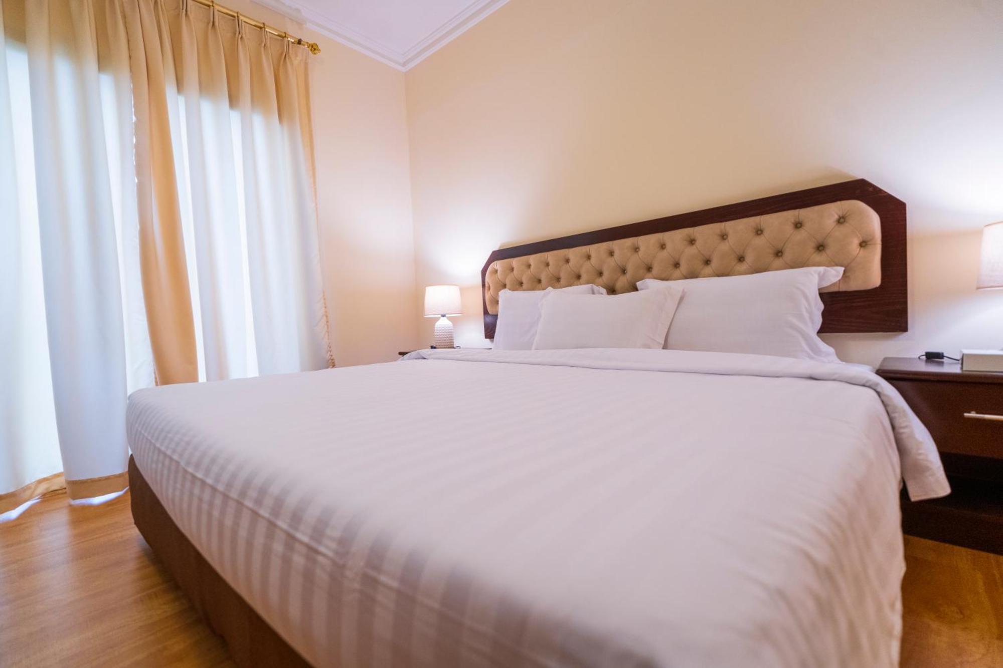מנאמה Majestic Hotel מראה חיצוני תמונה